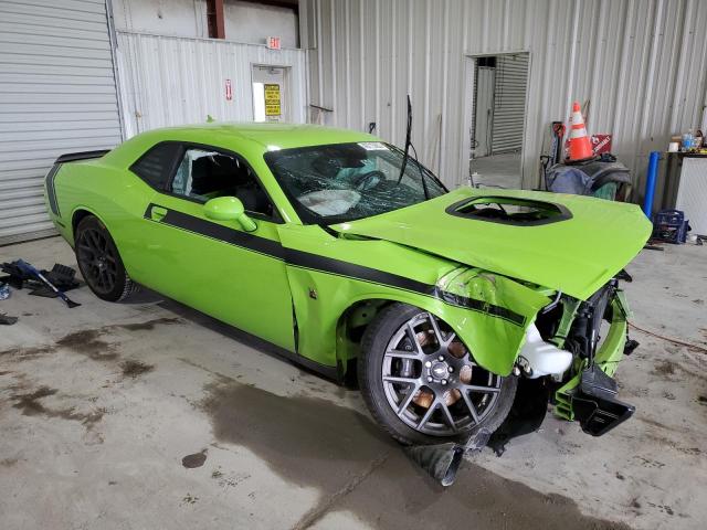 2C3CDZFJ3KH652152 - 2019 DODGE CHALLENGER R/T SCAT PACK GREEN photo 4