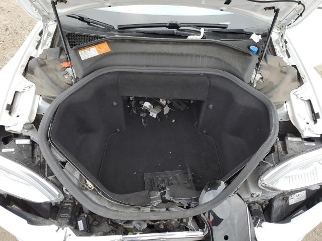 5YJSA1H18EFP32300 - 2014 TESLA MODEL S WHITE photo 11