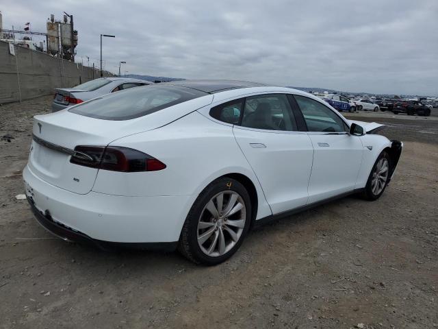 5YJSA1H18EFP32300 - 2014 TESLA MODEL S WHITE photo 3