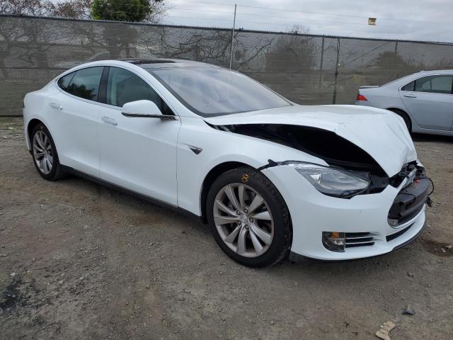 5YJSA1H18EFP32300 - 2014 TESLA MODEL S WHITE photo 4