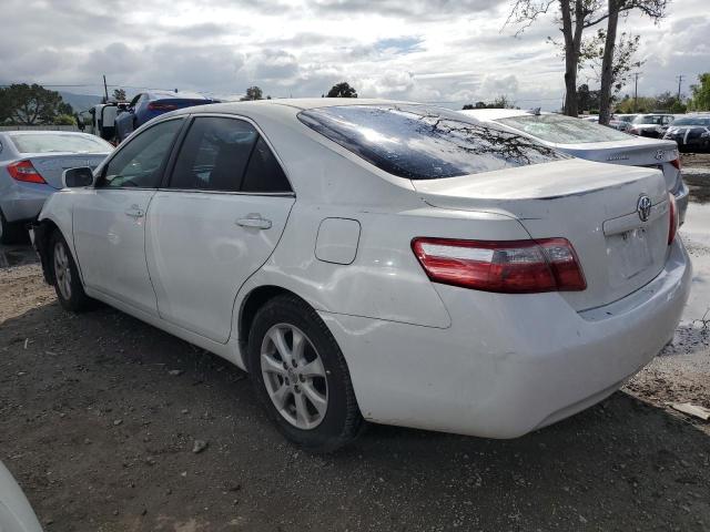 JTNBE46K173020143 - 2007 TOYOTA CAMRY CE WHITE photo 2