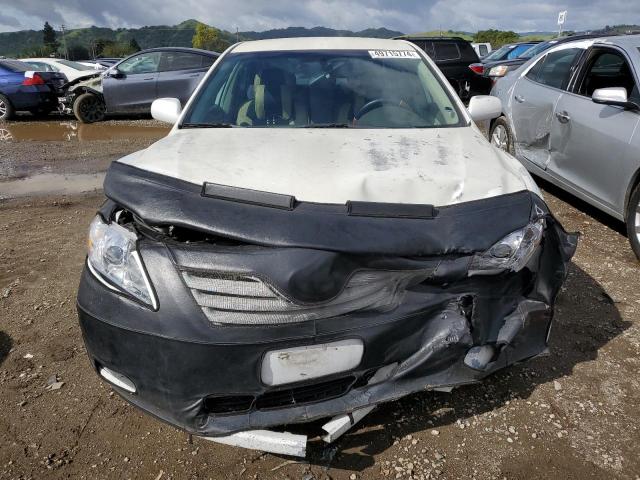 JTNBE46K173020143 - 2007 TOYOTA CAMRY CE WHITE photo 5