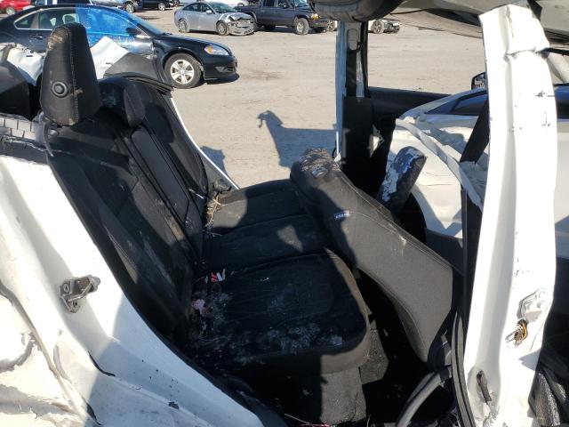 MAJ6P1UL3JC192519 - 2018 FORD ECOSPORT SE 白色 照片 10