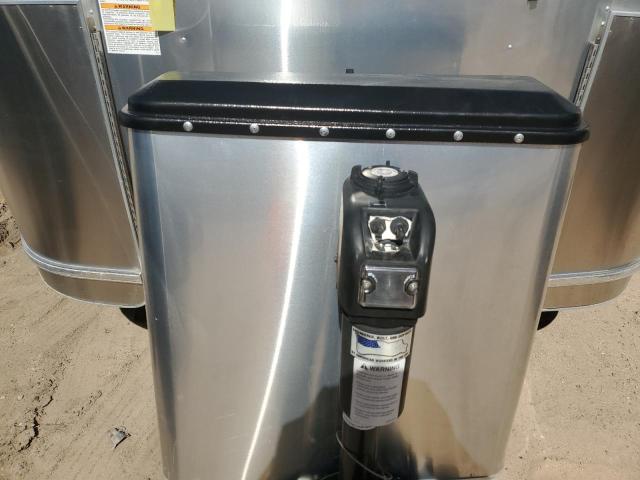 1STHMAC10MJ555940 - 2021 AIRS CAMPER ვერცხლისფერი ფოტო 8