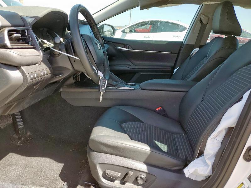 4T1G11AK6PU822219 - 2023 TOYOTA CAMRY SE NIGHT SHADE WHITE photo 7