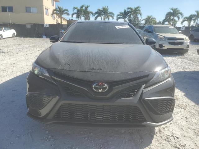 4T1G11AK5PU792579 - 2023 TOYOTA CAMRY SE NIGHT SHADE BLACK photo 5
