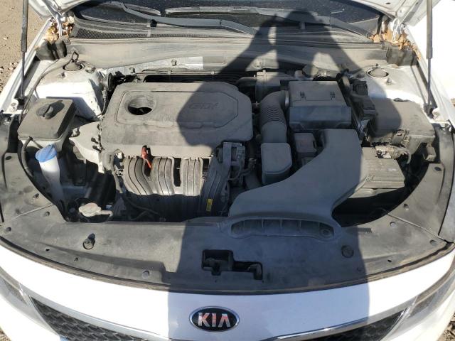 5XXGT4L34JG196236 - 2018 KIA OPTIMA LX WHITE photo 11