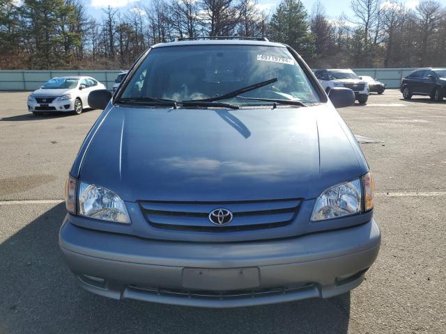 4T3ZF13C02U482887 - 2002 TOYOTA SIENNA LE BLUE photo 5