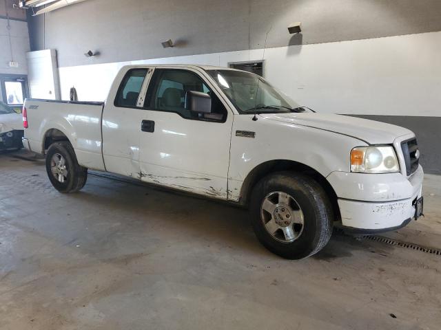 1FTRX12W16NA76624 - 2006 FORD F150 WHITE photo 4