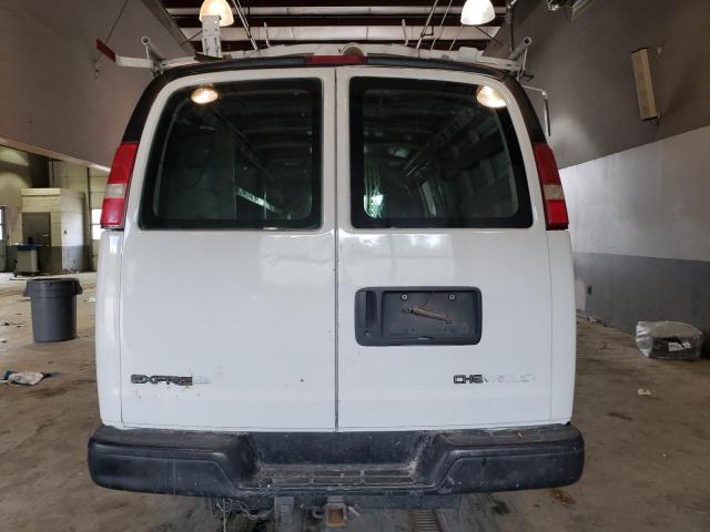 1GTGG29U251156165 - 2005 GMC SAVANA G2500 WHITE photo 6