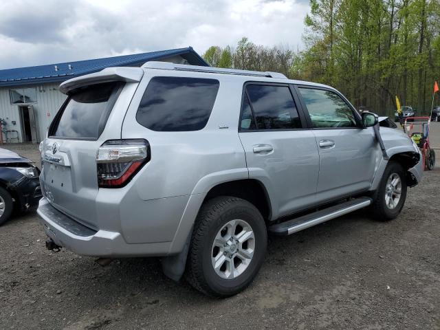 JTEBU5JR6G5282984 - 2016 TOYOTA 4RUNNER SR5/SR5 PREMIUM GRAY photo 3