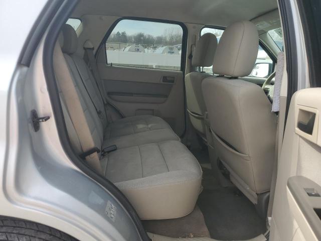 1FMCU9D73AKC90488 - 2010 FORD ESCAPE XLT فضي صورة 11