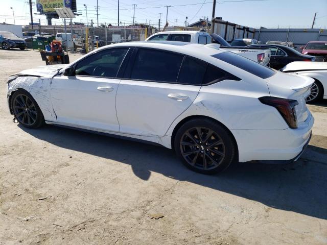 1G6DP5RK7L0137717 - 2020 CADILLAC CT5 SPORT WHITE photo 2