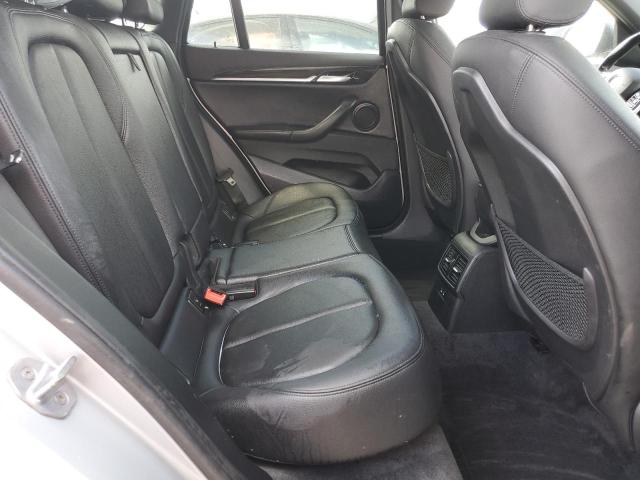 WBXHT3C3XJ3H30795 - 2018 BMW X1 XDRIVE28I SILVER photo 10