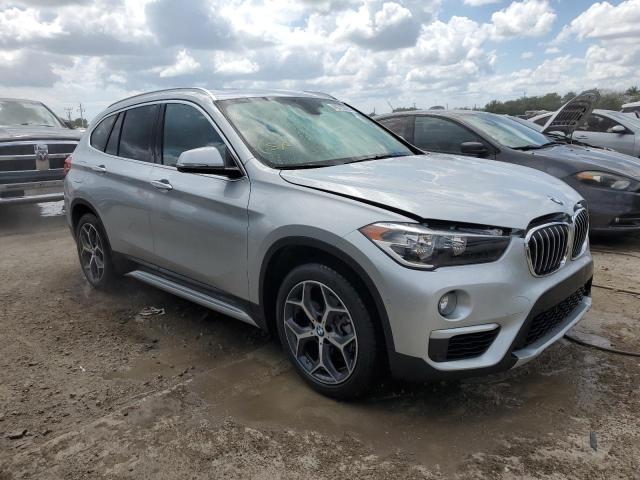 WBXHT3C3XJ3H30795 - 2018 BMW X1 XDRIVE28I SILVER photo 4
