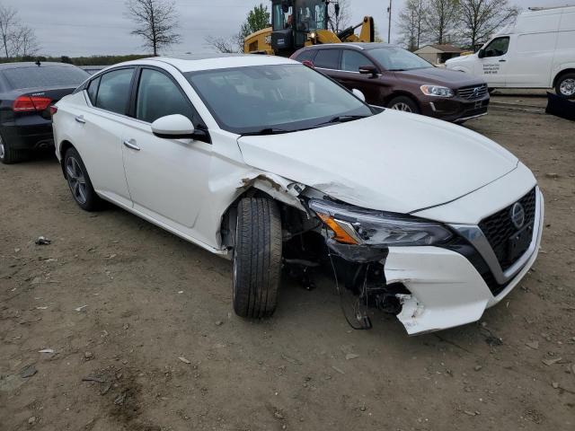 1N4BL4DV2KC113291 - 2019 NISSAN ALTIMA SV WHITE photo 4