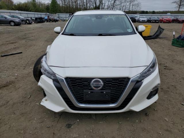 1N4BL4DV2KC113291 - 2019 NISSAN ALTIMA SV WHITE photo 5