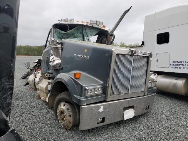 2019 WESTERN STAR/AUTO CAR CONVENTION 4900EX, null