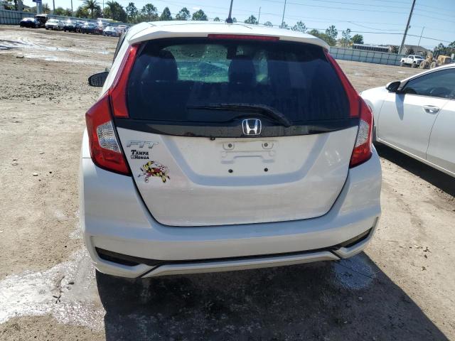 3HGGK5H46KM747567 - 2019 HONDA FIT LX WHITE photo 6