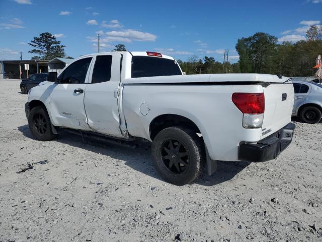 5TFRU5F10BX024592 - 2011 TOYOTA TUNDRA DOUBLE CAB SR5 WHITE photo 2