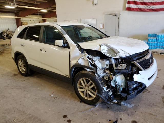 5XYKTCA66EG544444 - 2014 KIA SORENTO LX WHITE photo 4