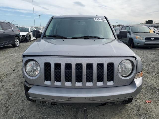 1C4NJPBB2GD604436 - 2016 JEEP PATRIOT SPORT SILVER photo 5