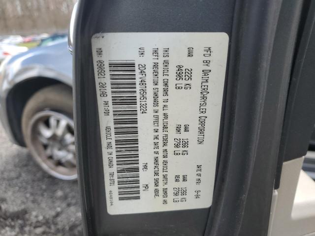 2D4FV48T05H513224 - 2005 DODGE MAGNUM SE GRAY photo 12