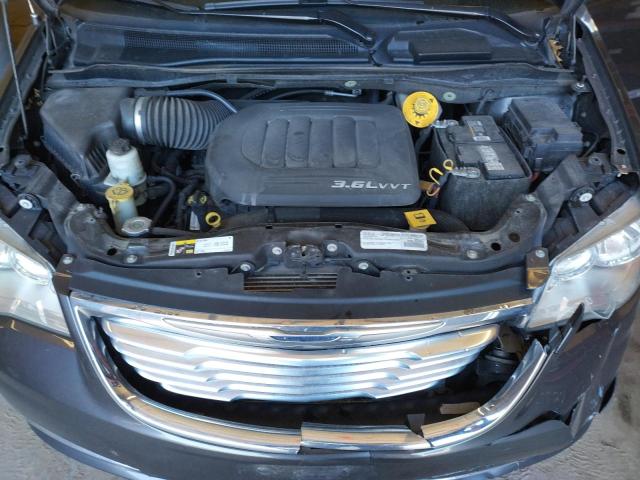 2C4RC1JG2GR208929 - 2016 CHRYSLER TOWN & COU LIMITED GRAY photo 11