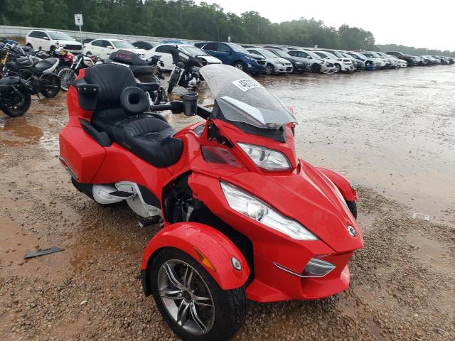 2BXJBHC12BV000227 - 2011 CAN-AM SPYDER ROA RTS RED photo 1