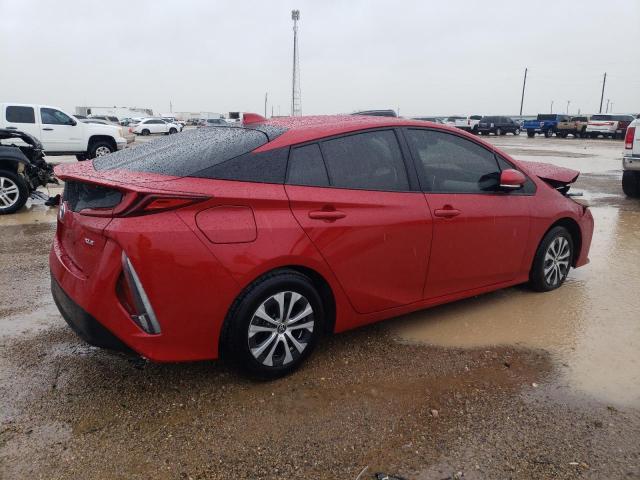 JTDKAMFP4M3182047 - 2021 TOYOTA PRIUS PRIM LE RED photo 3