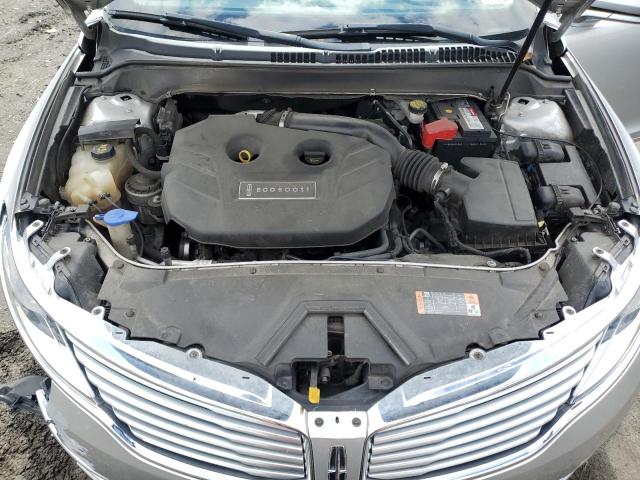 3LN6L2G95FR605864 - 2015 LINCOLN MKZ SILVER photo 11