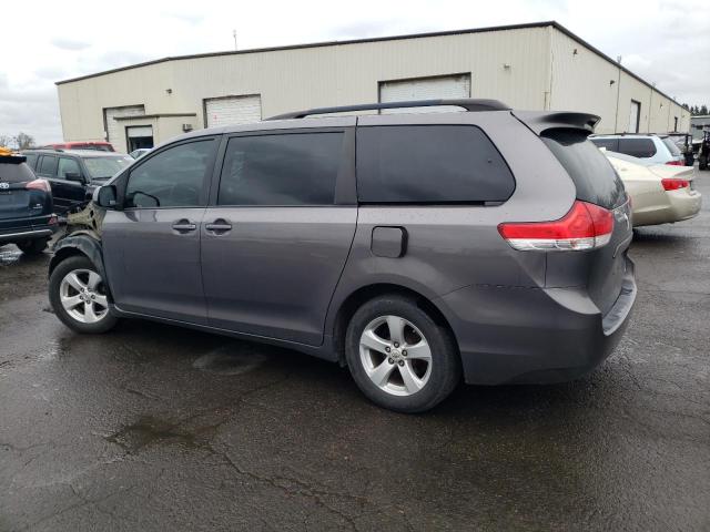 5TDKK3DC9CS211997 - 2012 TOYOTA SIENNA LE GRAY photo 2