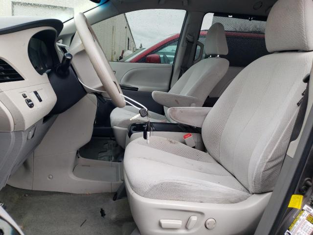 5TDKK3DC9CS211997 - 2012 TOYOTA SIENNA LE GRAY photo 7