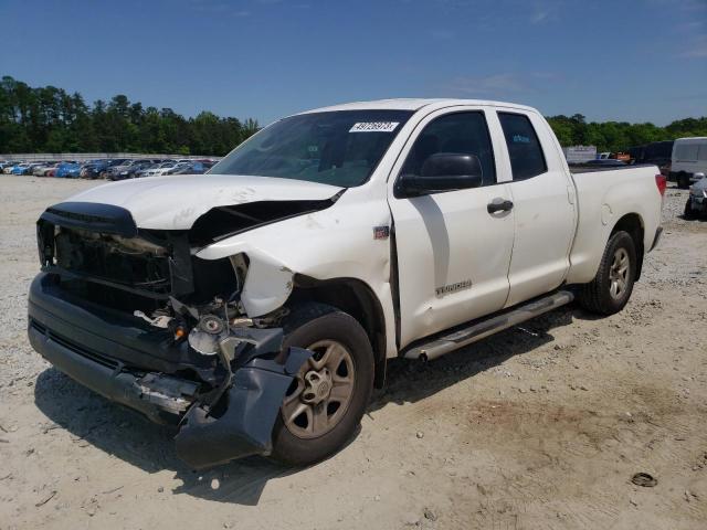 5TFRY5F16BX105424 - 2011 TOYOTA TUNDRA DOUBLE CAB SR5 WHITE photo 1