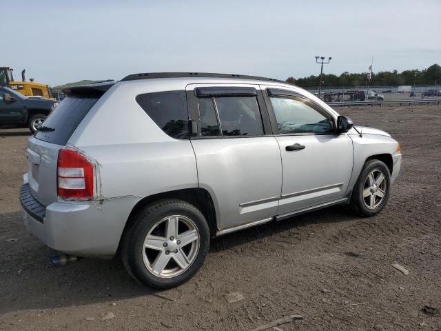 1J8FF47W37D568698 - 2007 JEEP COMPASS SILVER photo 3