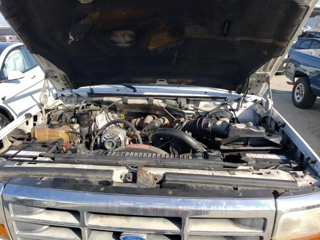 1FTHX26F5TEA42399 - 1996 FORD F250 WHITE photo 11