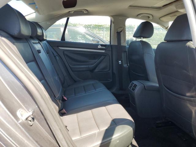 3VWRJ71K18M197389 - 2008 VOLKSWAGEN JETTA WOLFSBURG 灰色 照片 10