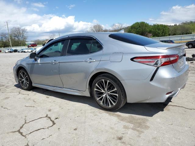 4T1B11HK0KU201504 - 2019 TOYOTA CAMRY L SILVER photo 2