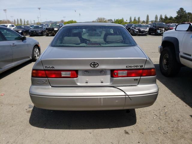 JT2BF28K2W0090570 - 1998 TOYOTA CAMRY LE TAN photo 6