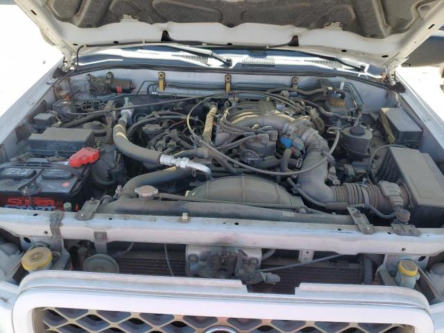 JN8AR07Y4XW386861 - 1999 NISSAN PATHFINDER LE WHITE photo 12