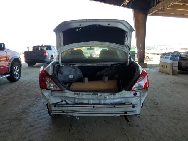 3N1CN7AP0KL878913 - 2019 NISSAN VERSA S თეთრი ფოტო 6