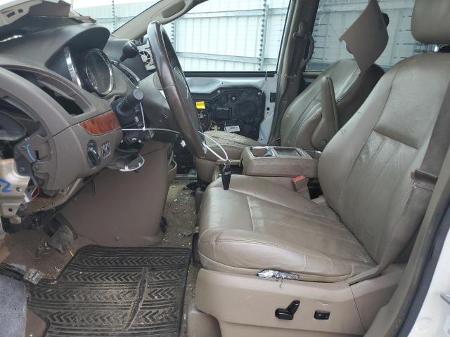 2C4RC1CG5CR124515 - 2012 CHRYSLER TOWN & COU TOURING L WHITE photo 7