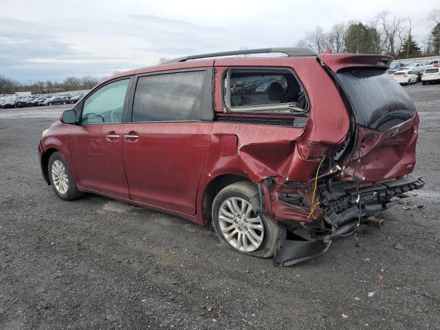 5TDYK3DC8BS030270 - 2011 TOYOTA SIENNA XLE BROWN photo 2