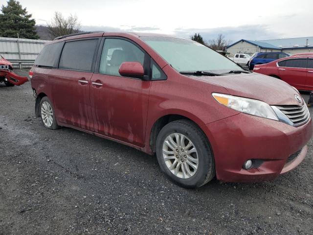 5TDYK3DC8BS030270 - 2011 TOYOTA SIENNA XLE BROWN photo 4