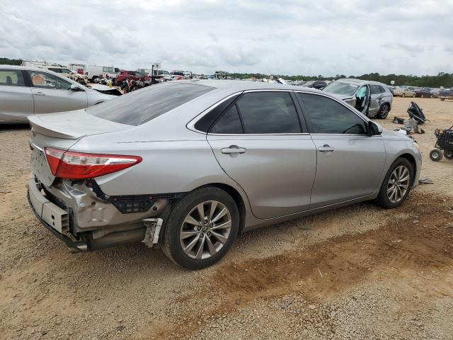 4T1BK1FK5FU029251 - 2015 TOYOTA CAMRY XSE SILVER photo 3