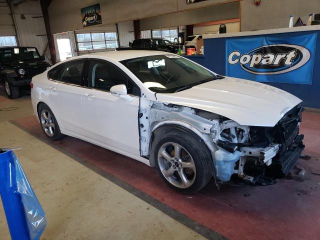 3FA6P0H92FR276638 - 2015 FORD FUSION SE WHITE photo 4