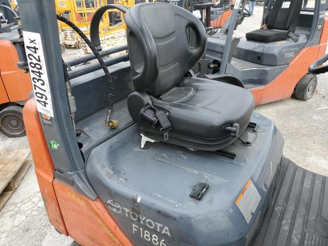 76939 - 2016 TOYOTA FORKLIFT ORANGE photo 6