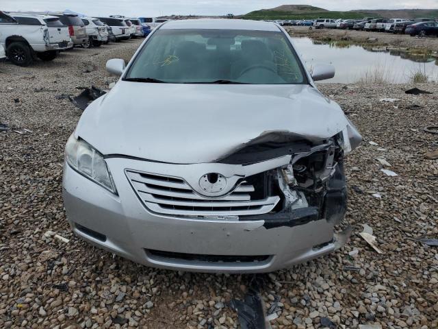 4T4BE46K88R041878 - 2008 TOYOTA CAMRY CE/L CE SILVER photo 5