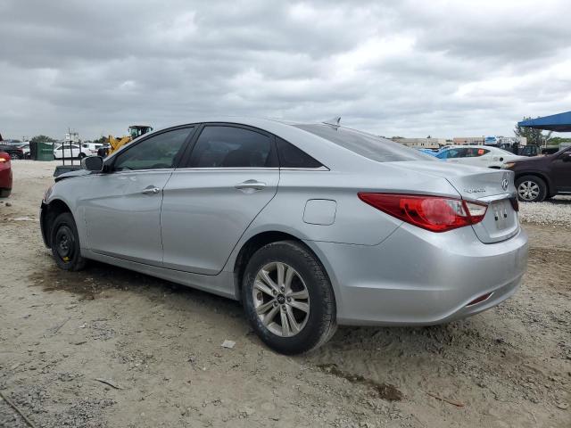 5NPEB4AC4BH282326 - 2011 HYUNDAI SONATA GLS SILVER photo 2