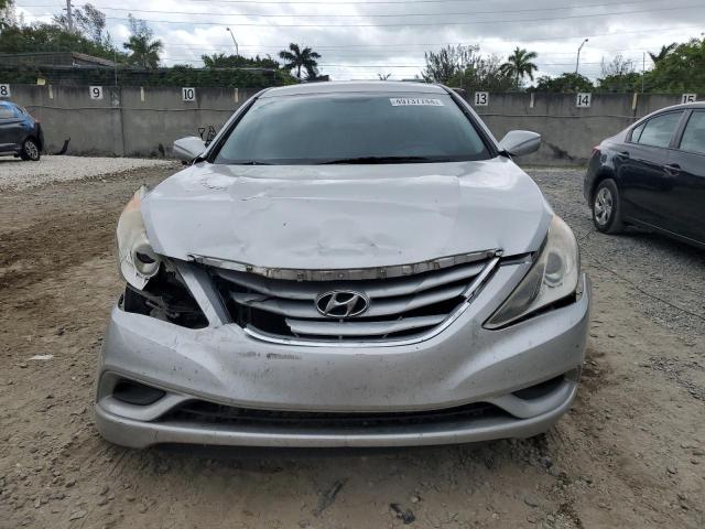 5NPEB4AC4BH282326 - 2011 HYUNDAI SONATA GLS SILVER photo 5